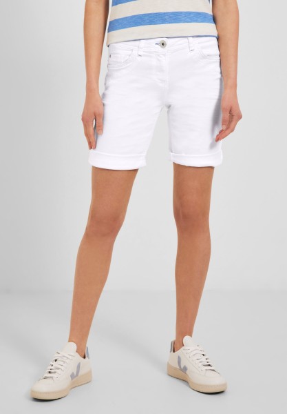 Cecil Loose Fit Shorts in White