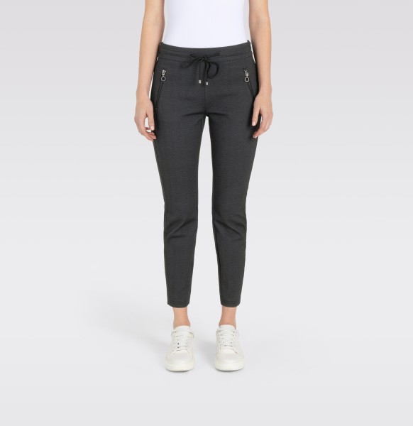 MAC Schmale Jogging Pants aus leichtem Jersey in Siver Zig Zag