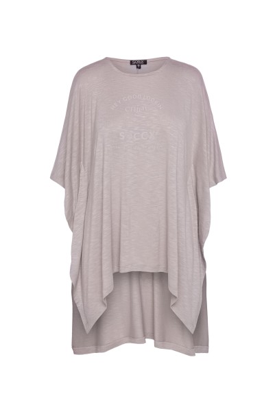 SOCCX Poncho-Shirt mit tonigem Rubber Print in Pale Sand