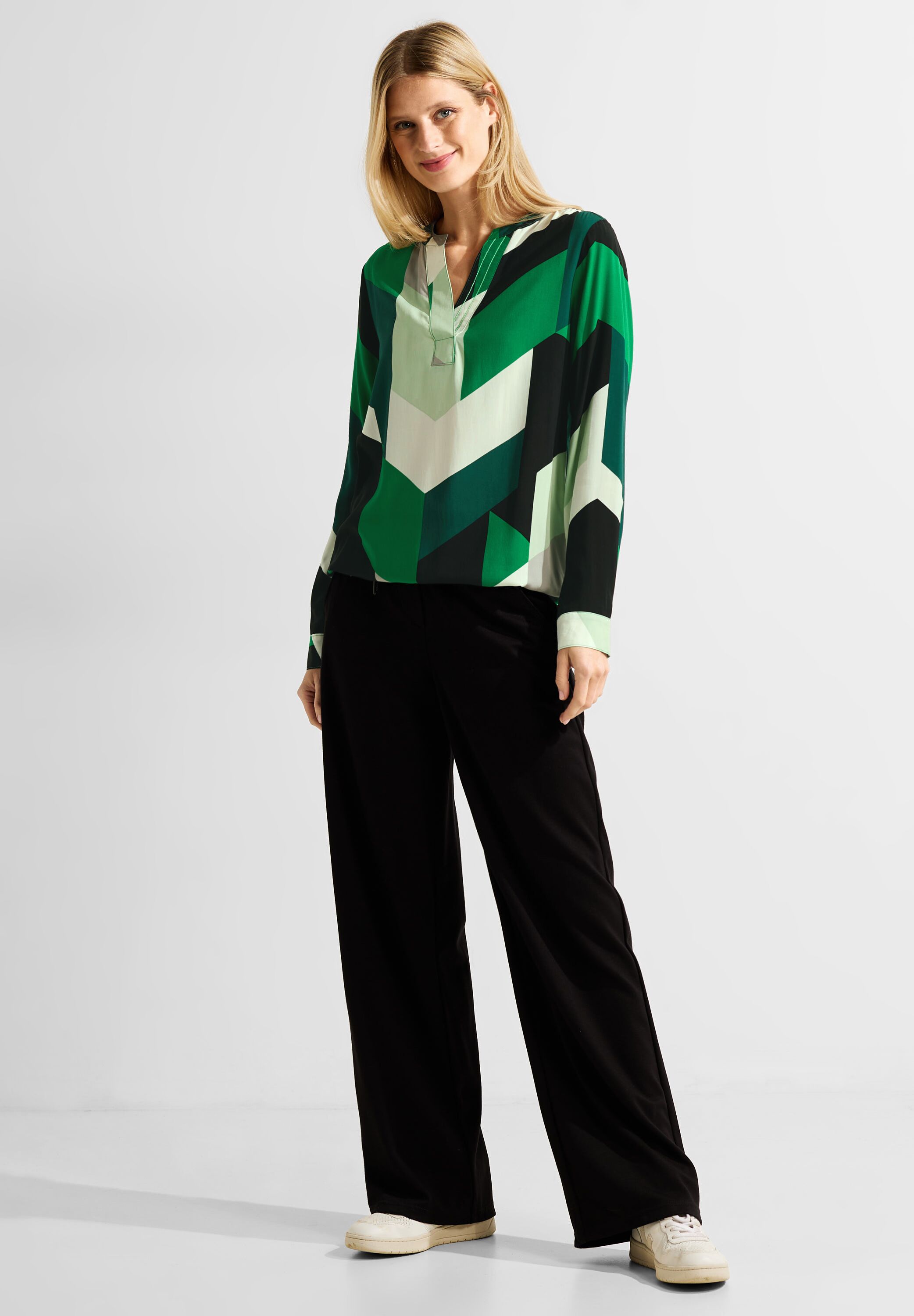 Mode - CONCEPT CECIL B344317-35069 Easy in Green Bluse