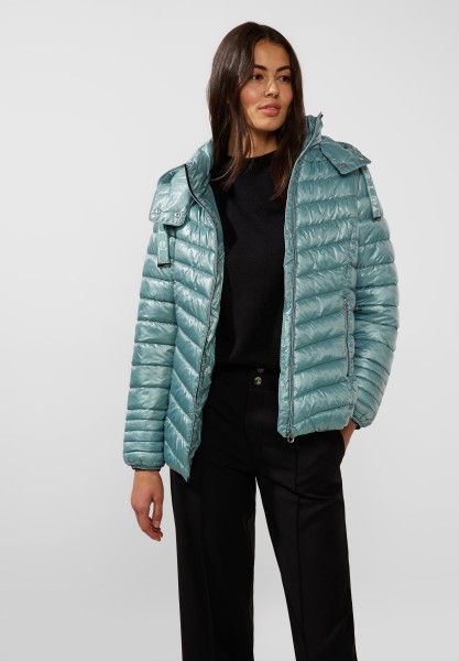 Street One Kurze Steppjacke mit Kapuze in Polar Mint