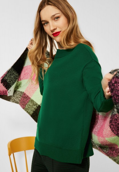 Street One - Softer U-Boot Pullover in Timeless Green
